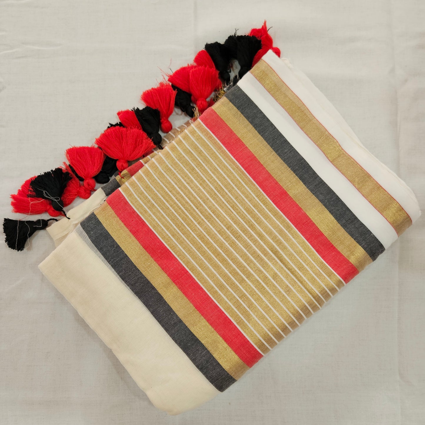 Black Red Golden Big Border Mul Cotton 120 Count Saree
