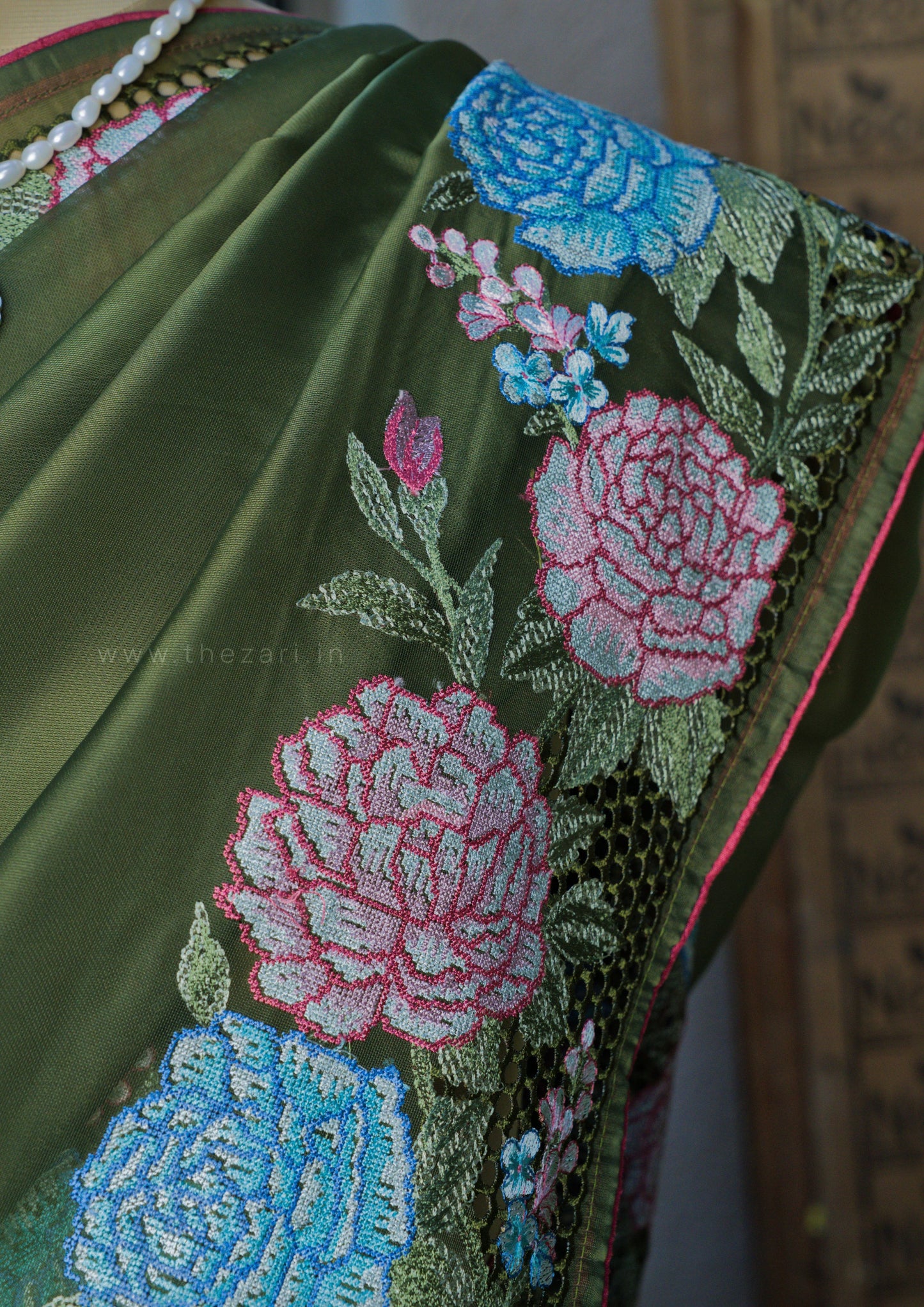 Organza Cross green Stitched