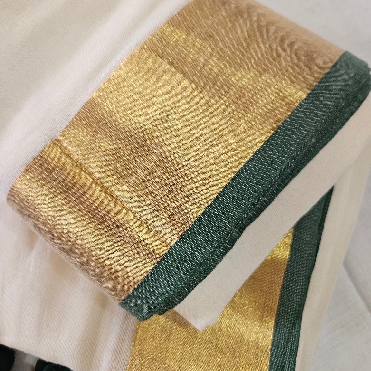 Green Border Mul Cotton 120 Count Saree