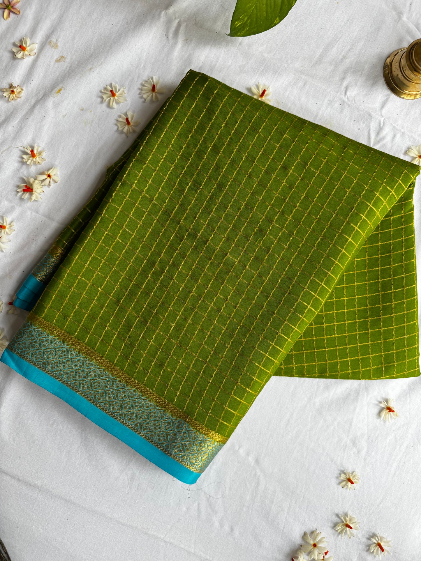 Mysore crepe silk saree in  1/2 inch checks 150 GSM - Green, Blue