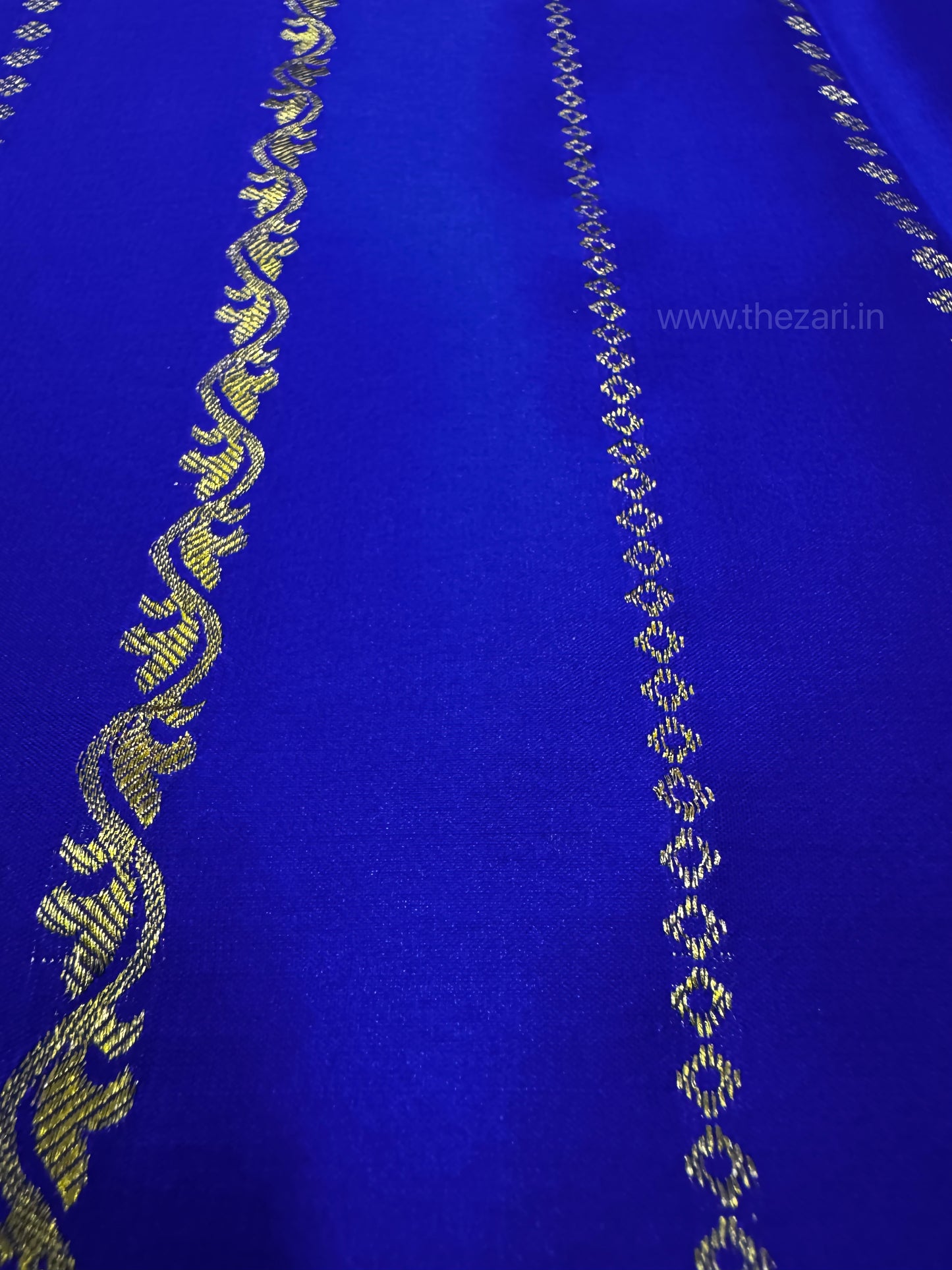 Pure Mysore crepe silk with vertical lines Royal blue color