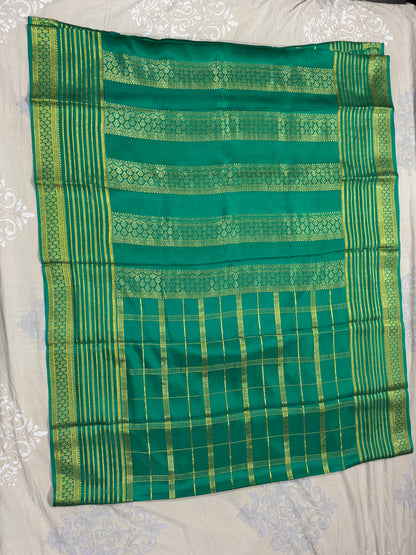 Mysore crepe silk saree in  Big border with multi checks 150 GSM - Pista Green