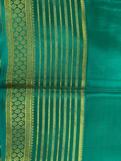 Mysore crepe silk saree in  Big border with multi checks 150 GSM - Pista Green