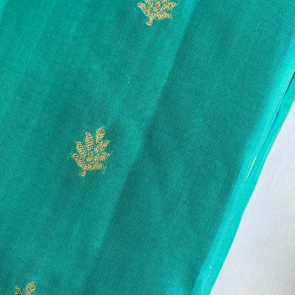 Kanchivaram  Soft silk Blue saree with small border