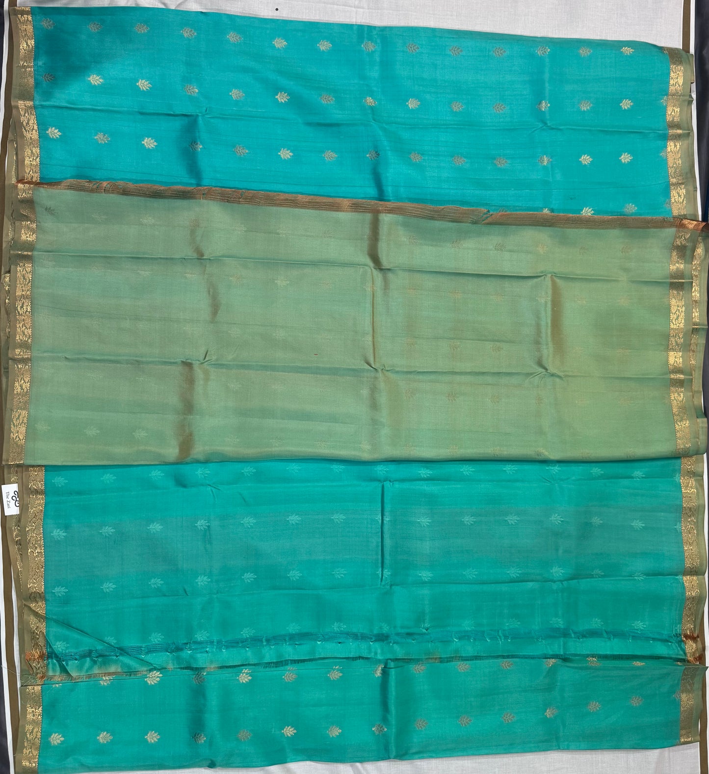 Kanchivaram  Soft silk Blue saree with small border