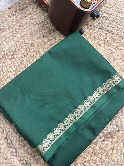 Green Mango Border Crepe Saree