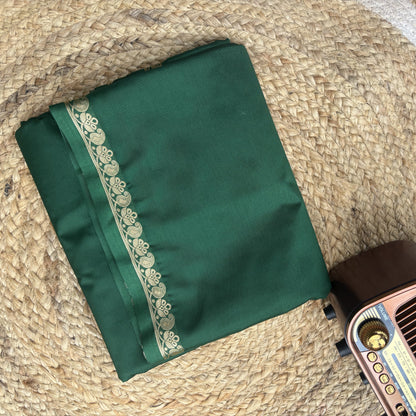 Green Mango Border Crepe Saree