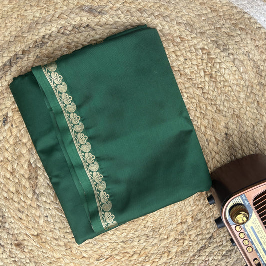 Green Mango Border Crepe Saree