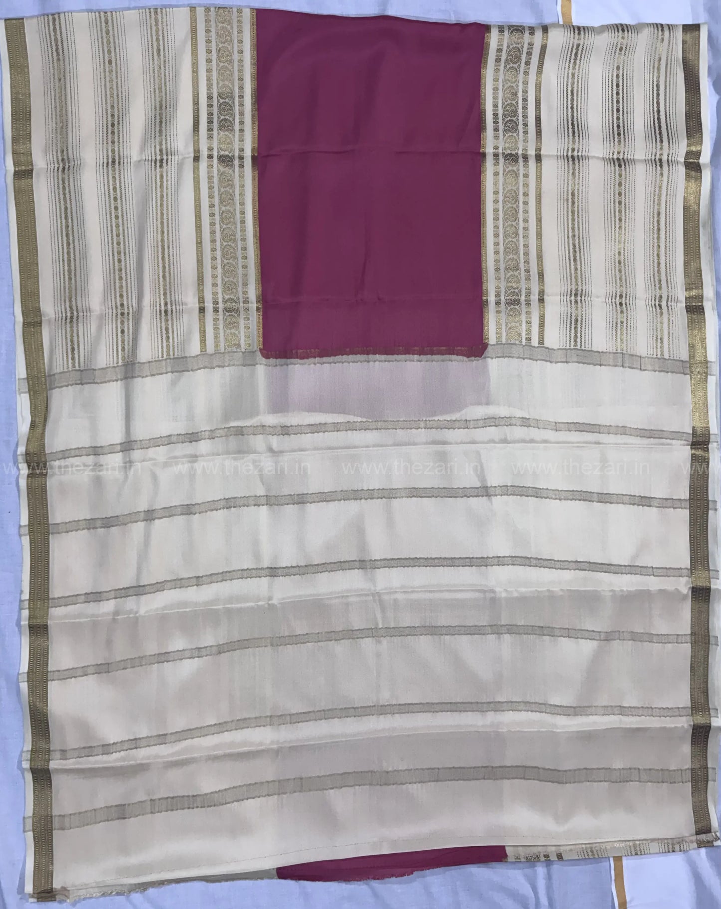 Mysore crepe silk saree in  Doubleside salaree 150 GSM - Pastel Pink, White