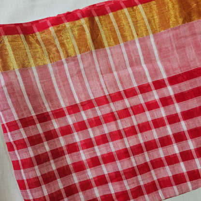 Nadiya Red Checks Mul Cotton 120 Count Saree