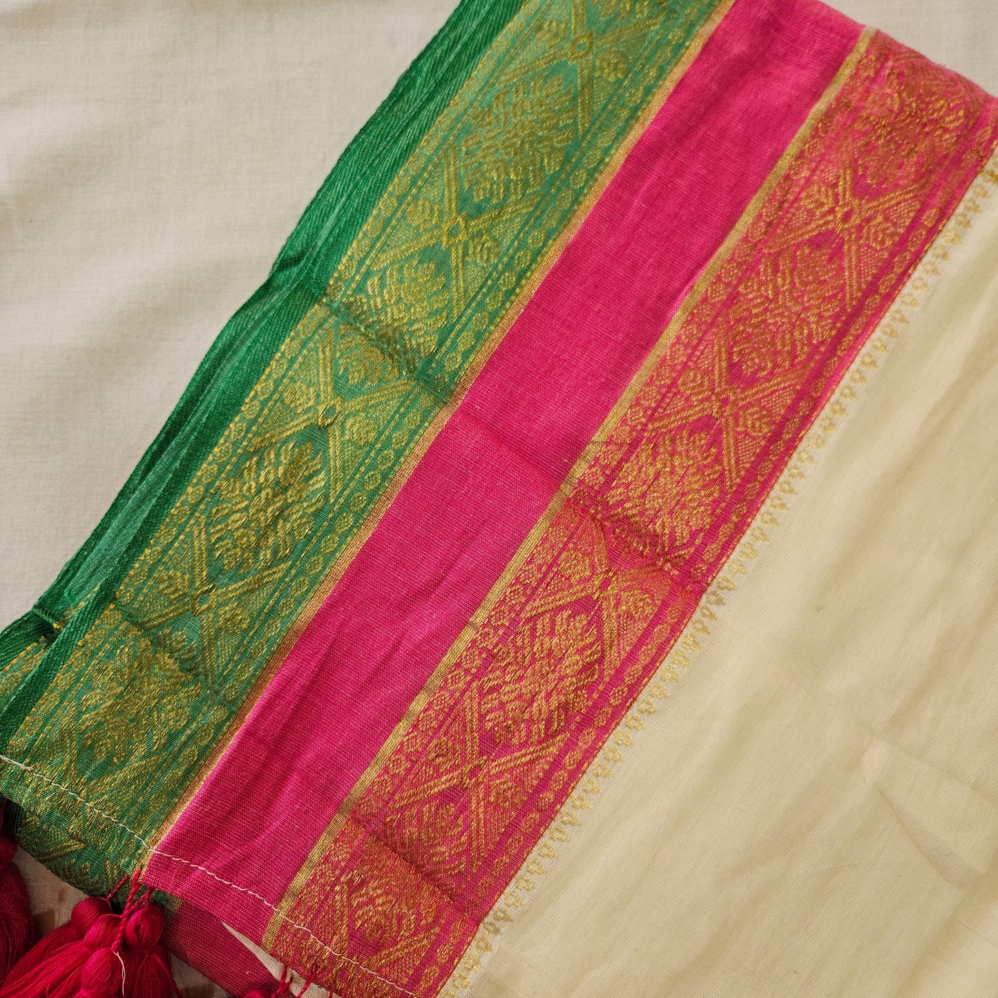 Pink and Green Kanchi Border Mul Cotton 120 Count Saree