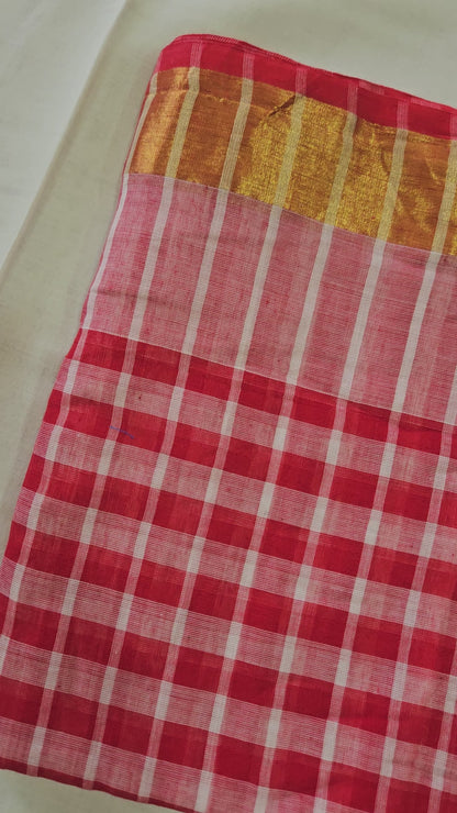 Nadiya Red Checks Mul Cotton 120 Count Saree